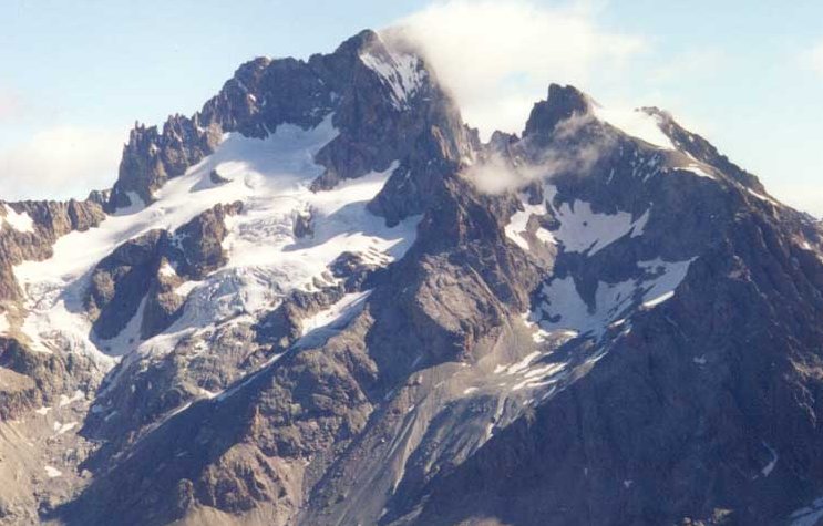 Barre des Ecrins ( 4102 metres ) in the French Alps