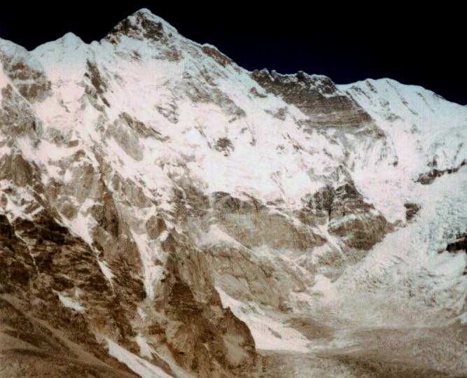 Cho Oyu from above Khumbu Panch Pokhari