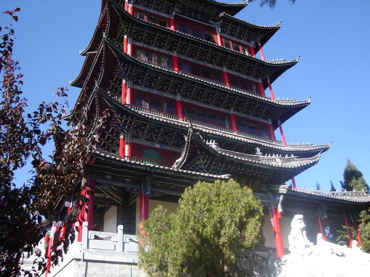 "Looking at the Past" Pavilion above Lijiang Old City 