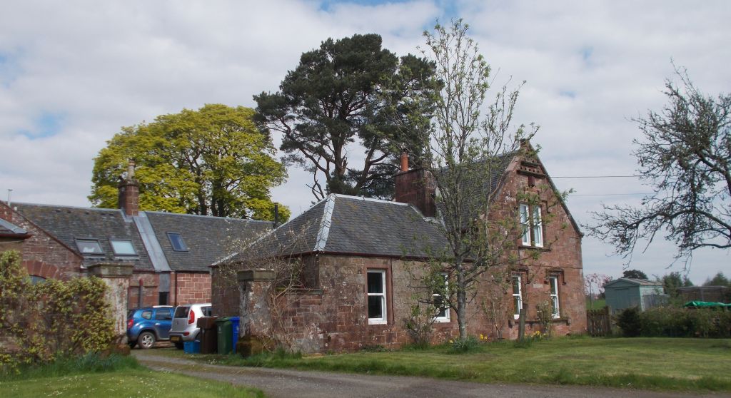 Former stables and Cottage on Carbeth Estate