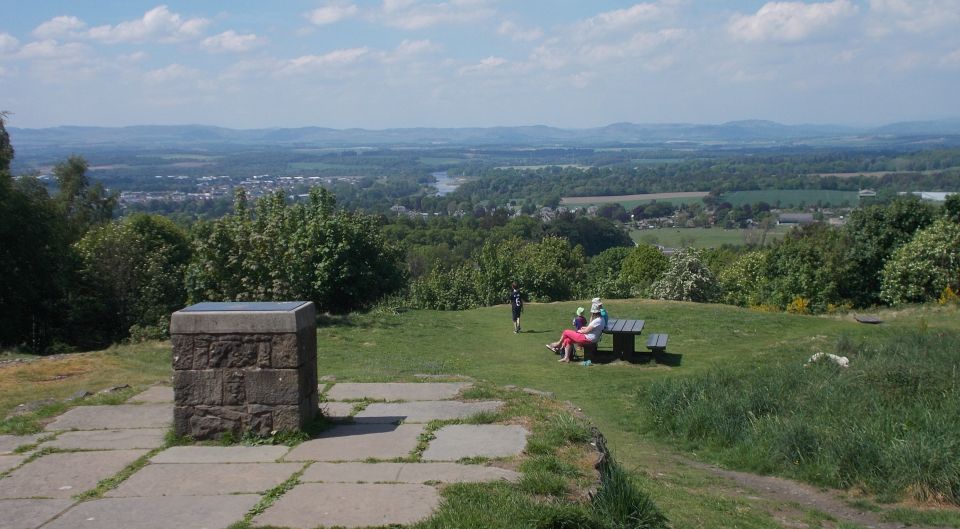 On ascent of Kinnoull Hill