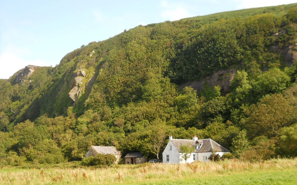 Escarpment at Portencross